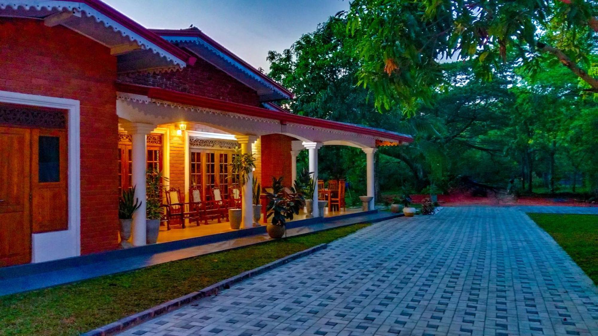 Hotel Sigiri Thilanka Rest Sigiriya Exterior foto